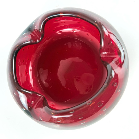 Vintage MCM Ruby Red Ashtray Glass Ashtray Controlled Bubble Freeform Hand Blown - Picture 9 of 12